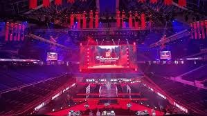 扣篮也很潇洒！福克斯参加青少年训练营展示大风车扣篮！